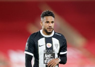 Angers SCO : Jim Allevinah signe son retour à l’entraînement, mais reste préservé face à Lens