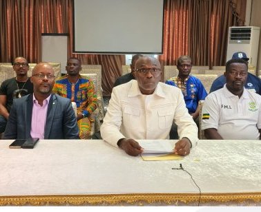 Élection à la Fégafoot&nbsp;: face aux polémiques, les clubs professionnels font bloc derrière Pierre Alain Mounguengui